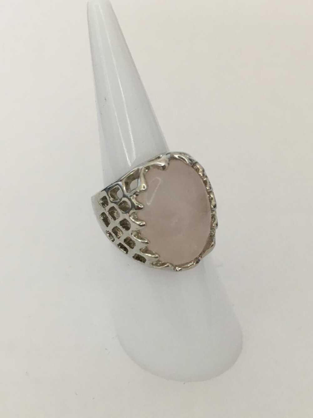 NEW Silver Perforated Band Light Pink Oval Stone Jewelry Ring